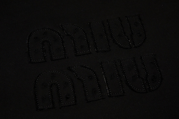 ブランドパーカー細部ディテール